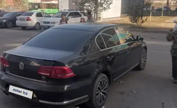 Volkswagen Passat 2011 года за 3 800 000 тг. в Алматы фото 3