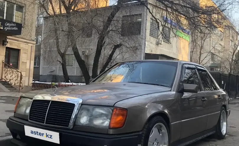 Mercedes-Benz W124 1989 года за 1 500 000 тг. в Алматы