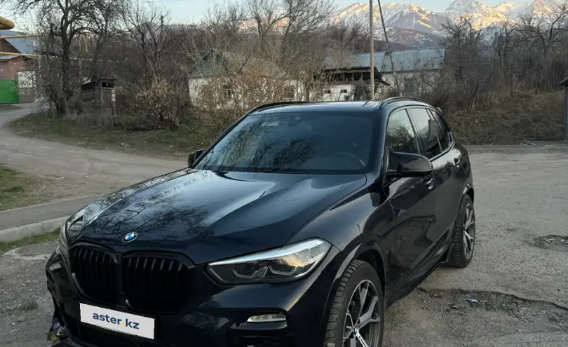 BMW X5 2019 года за 30 000 000 тг. в Алматы