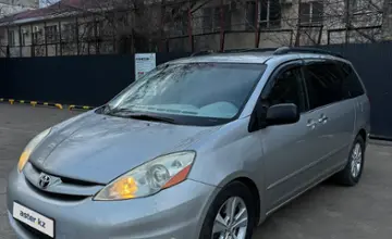 Toyota Sienna 2006 года за 7 500 000 тг. в Уральск фото 1