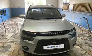 Mitsubishi Outlander 2011 года за 7 000 000 тг. в Костанай фото 1