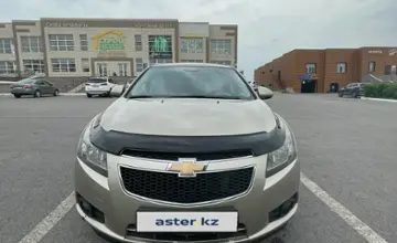 Chevrolet Cruze 2011 года за 3 000 000 тг. в Караганда фото 2