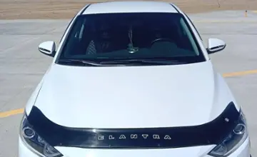 Hyundai Elantra 2018 года за 7 000 000 тг. в Караганда фото 2