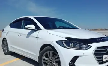 Hyundai Elantra 2018 года за 7 000 000 тг. в Караганда фото 3