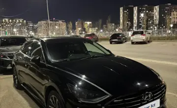 Hyundai Sonata 2022 года за 12 400 000 тг. в Астана фото 2