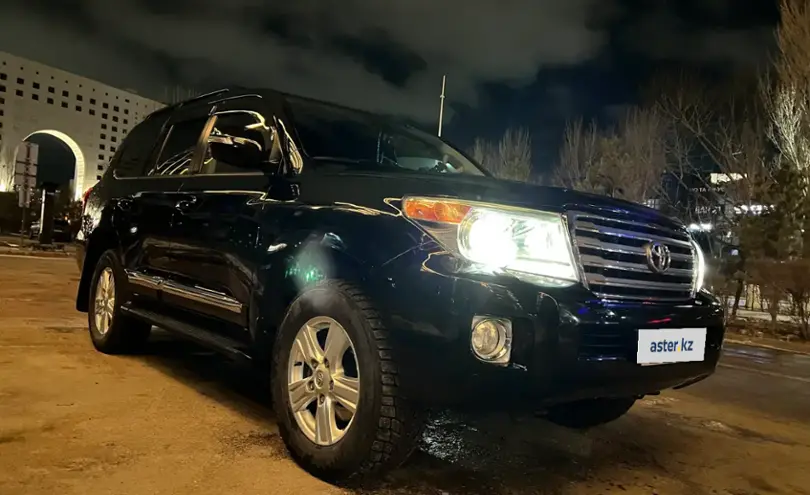 Toyota Land Cruiser 2011 года за 20 000 000 тг. в Астана