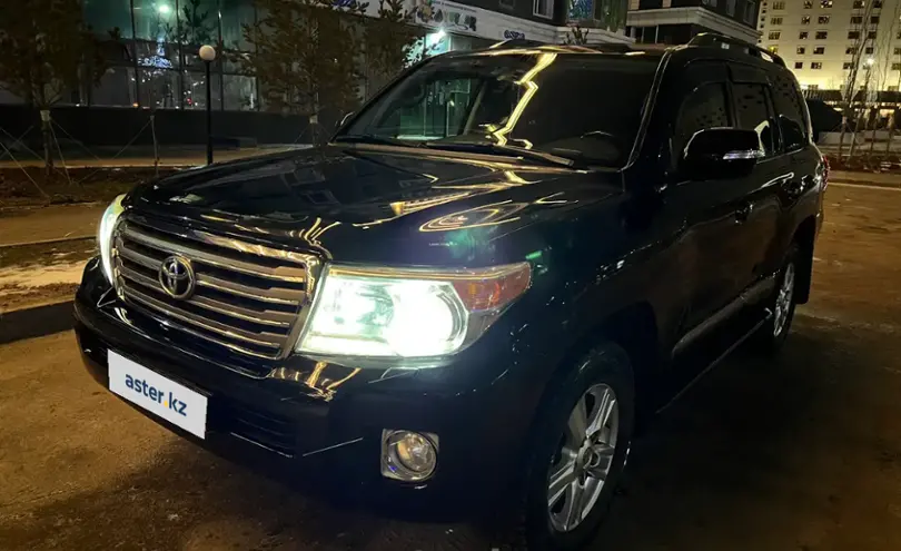 Toyota Land Cruiser 2011 года за 20 000 000 тг. в Астана фото 1