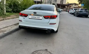 Kia K5 2018 года за 7 300 000 тг. в Алматы фото 3