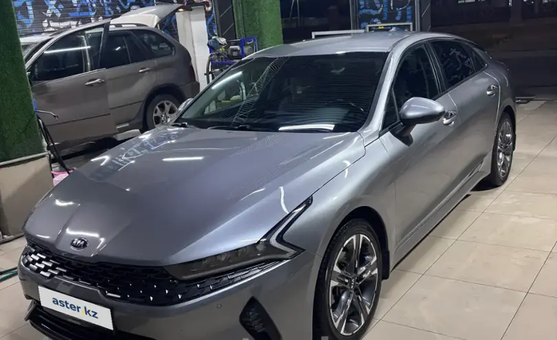 Kia K5 2021 года за 12 500 000 тг. в Алматы
