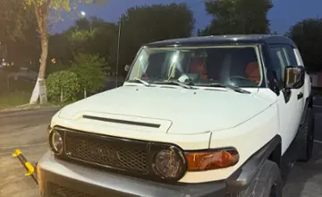 Toyota FJ Cruiser 2009 года за 16 000 000 тг. в Туркестанская область фото 2