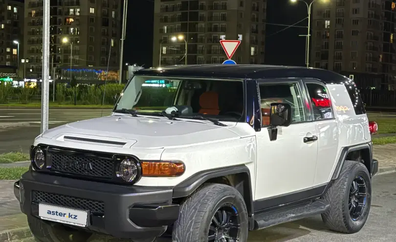 Toyota FJ Cruiser 2009 года за 16 000 000 тг. в Туркестанская область