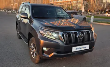 Toyota Land Cruiser Prado 2018 года за 30 000 000 тг. в Астана фото 1