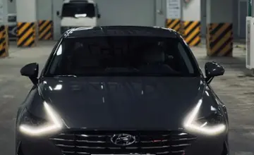 Hyundai Sonata 2022 года за 12 300 000 тг. в Астана фото 2