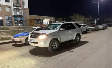 Toyota Fortuner 2007 года за 9 000 000 тг. в Астана фото 4