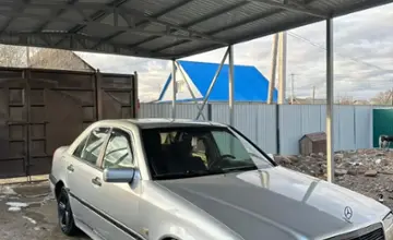 Mercedes-Benz C-Класс 1995 года за 1 550 000 тг. в Кокшетау фото 3