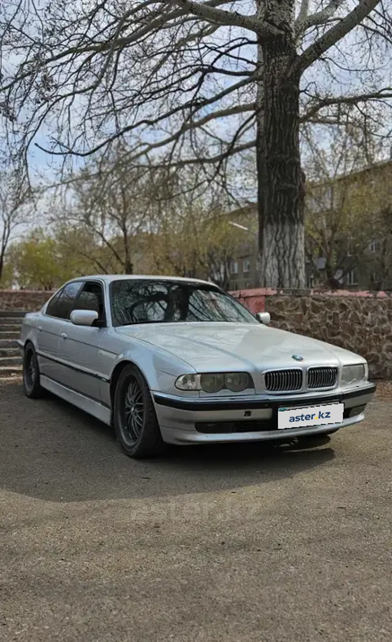 BMW 7 серии 1999 года за 3 500 000 тг. в Караганда фото 2