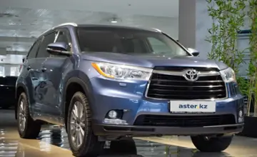 Toyota Highlander 2014 года за 12 900 000 тг. в Алматы фото 4