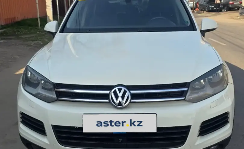 Volkswagen Touareg 2010 года за 9 200 000 тг. в Алматы фото 1