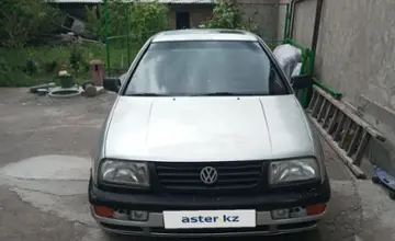 Volkswagen Vento 1993 года за 1 000 000 тг. в Туркестанская область фото 1