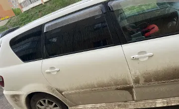 Toyota Ipsum 2003 года за 3 500 000 тг. в Усть-Каменогорск фото 4
