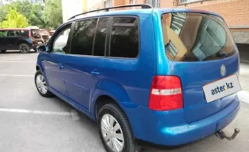 Volkswagen Touran 2003 года за 2 100 000 тг. в Карагандинская область фото 4