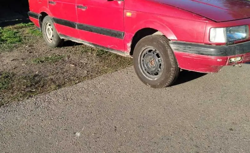 Volkswagen Passat 1992 года за 600 000 тг. в Усть-Каменогорск фото 2