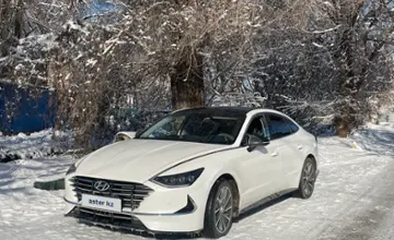 Hyundai Sonata 2021 года за 11 300 000 тг. в Алматы фото 1
