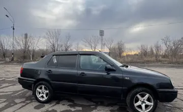 Volkswagen Vento 1993 года за 1 200 000 тг. в Карагандинская область фото 2