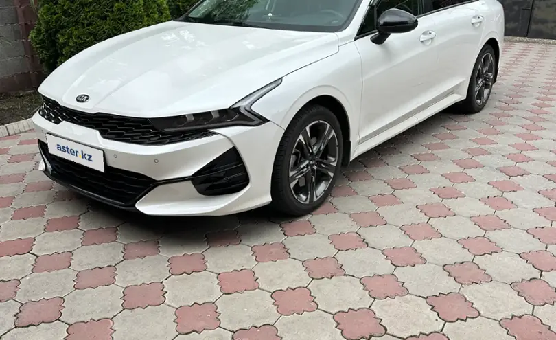 Kia K5 2021 года за 13 700 000 тг. в Алматы