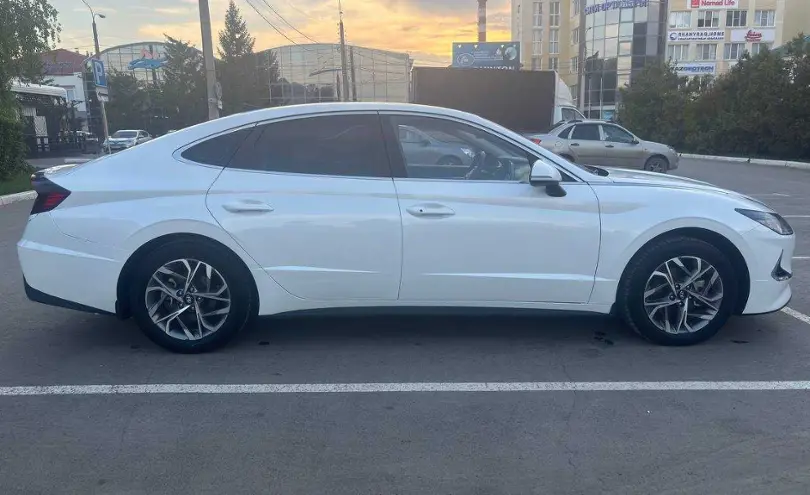 Hyundai Sonata 2022 года за 11 700 000 тг. в Западно-Казахстанская область фото 4