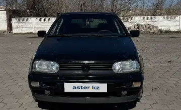 Volkswagen Golf 1994 года за 900 000 тг. в Караганда фото 2