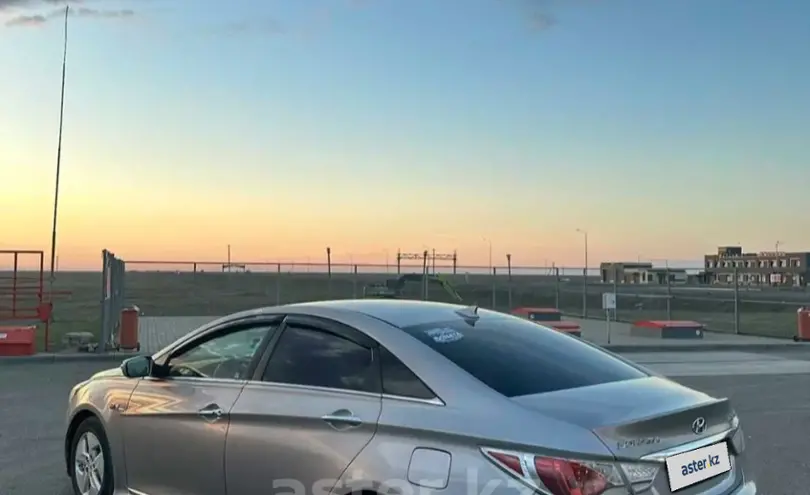 Hyundai Sonata 2012 года за 5 000 000 тг. в Уральск
