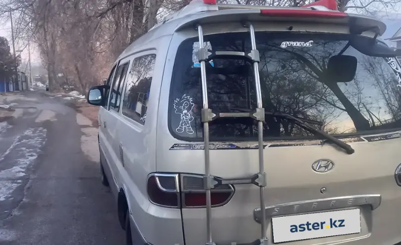 Hyundai Starex 2001 года за 1 800 000 тг. в Алматинская область фото 3