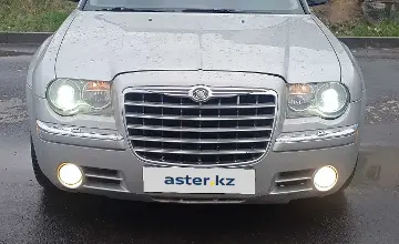 Chrysler 300C 2004 года за 4 300 000 тг. в Астана фото 2