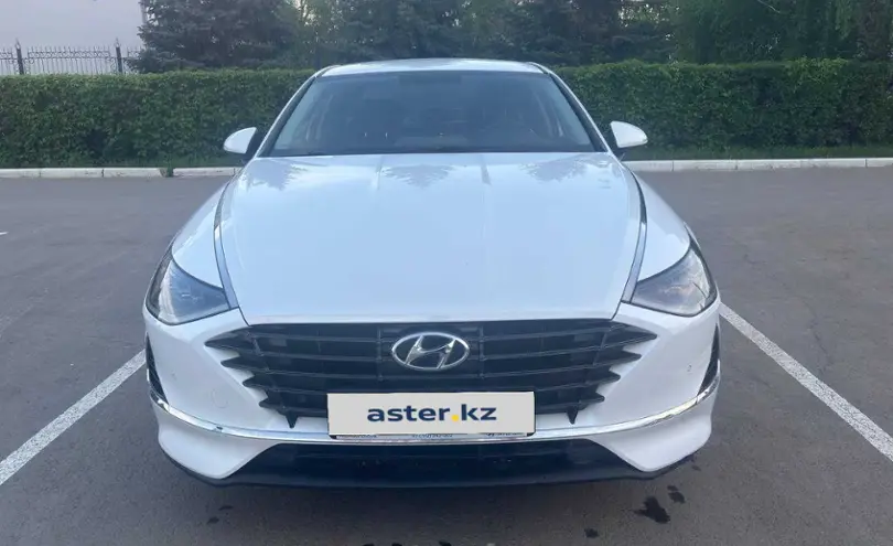 Hyundai Sonata 2022 года за 11 700 000 тг. в Западно-Казахстанская область фото 2