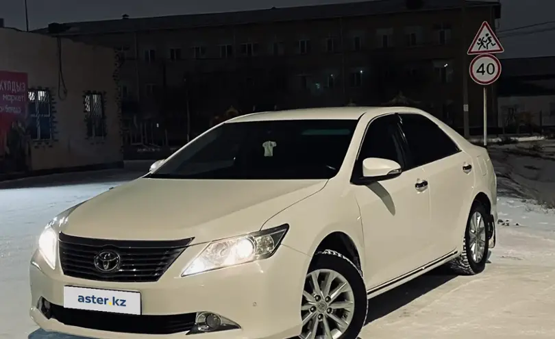 Toyota Camry 2013 года за 7 800 000 тг. в Атырауская область