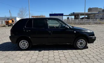 Volkswagen Golf 1994 года за 900 000 тг. в Караганда фото 4