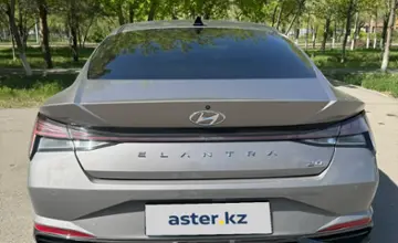 Hyundai Elantra 2021 года за 9 500 000 тг. в Экибастуз
