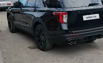 Ford Explorer 2022 года за 26 000 000 тг. в Караганда фото 3