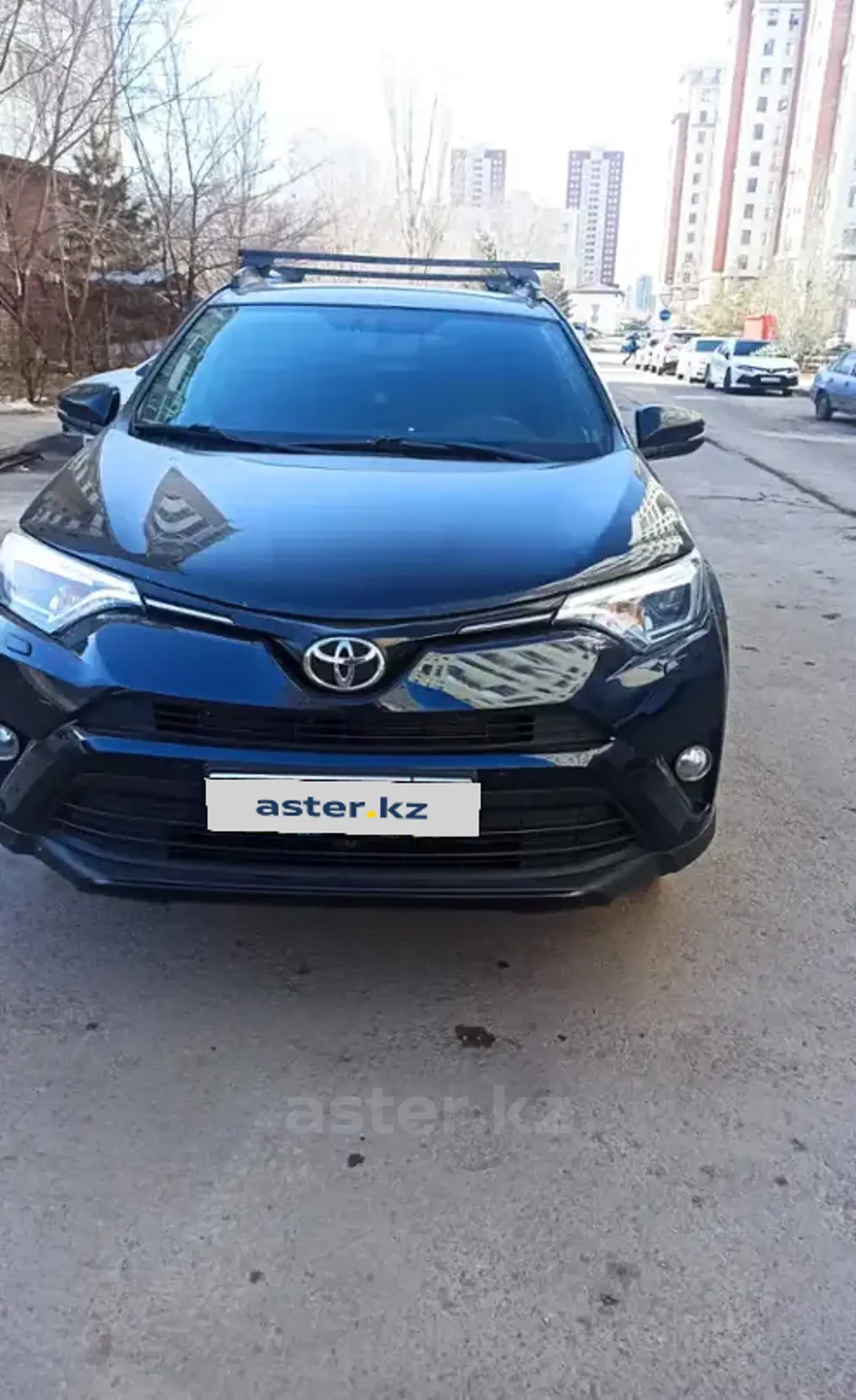 Toyota RAV4 2019 года за 12 200 000 тг. в Астана фото 1