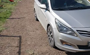 Hyundai Solaris 2015 года за 4 000 000 тг. в Астана фото 2