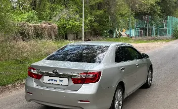 Toyota Camry 2014 года за 8 900 000 тг. в Алматы фото 4