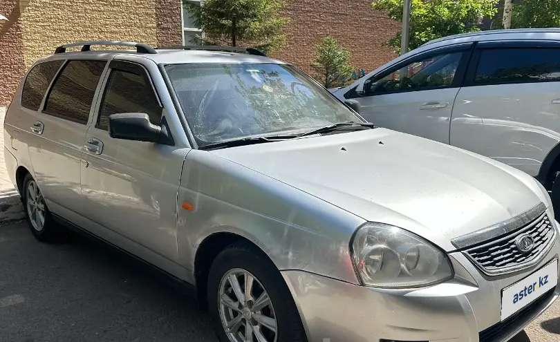 LADA (ВАЗ) Priora 2011 года за 2 100 000 тг. в Астана