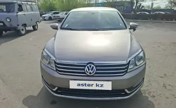 Volkswagen Passat 2014 года за 5 200 000 тг. в Алматы фото 2