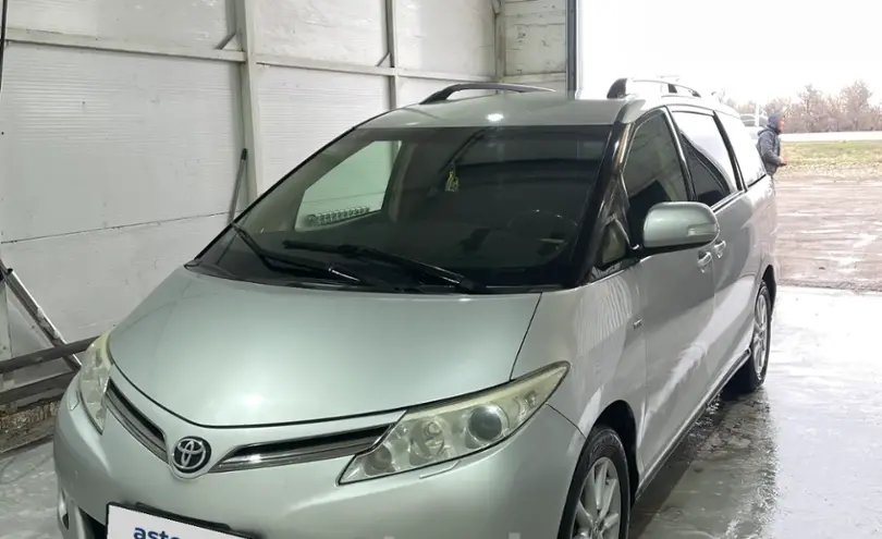 Toyota Previa 2017 года за 13 300 000 тг. в Астана