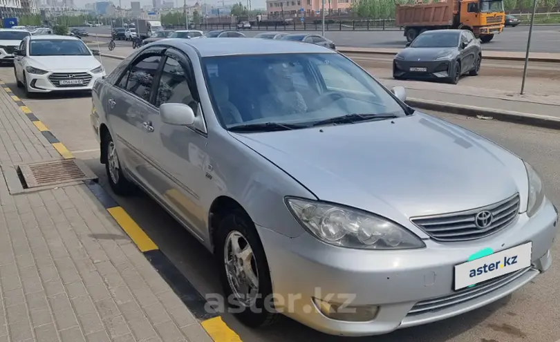 Toyota Camry 2005 года за 3 950 000 тг. в Астана фото 3