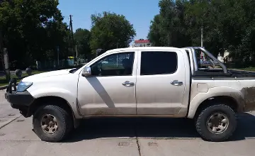 Toyota Hilux 2011 года за 6 480 000 тг. в Уральск