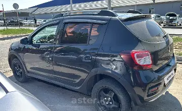 Renault Sandero 2015 года за 3 000 000 тг. в Шымкент