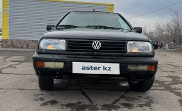 Volkswagen Vento 1993 года за 1 200 000 тг. в Карагандинская область фото 1
