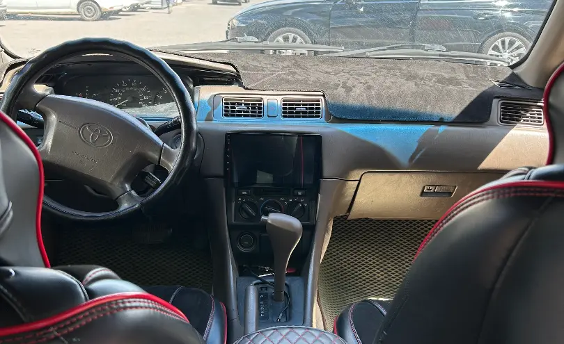 Toyota Camry 1997 года за 2 700 000 тг. в Астана